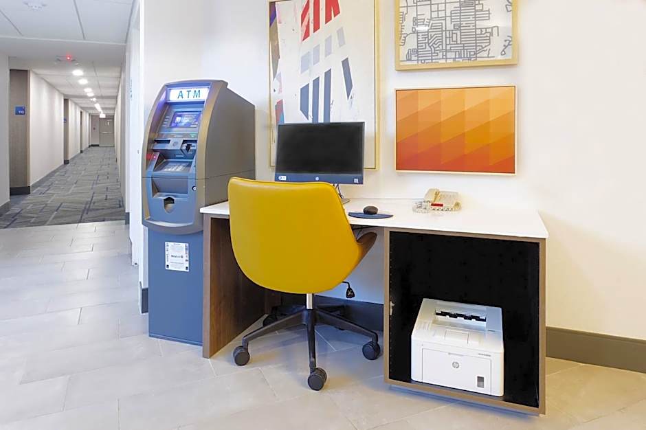Holiday Inn Express & Suites Phoenix  Tempe By IHG