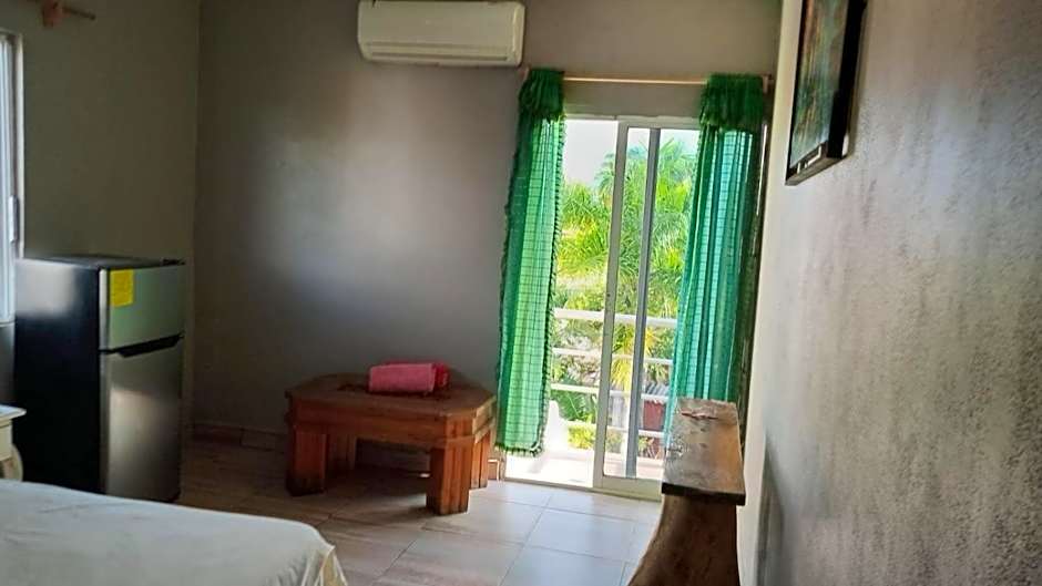 Hotel Casa Raymundo Suites