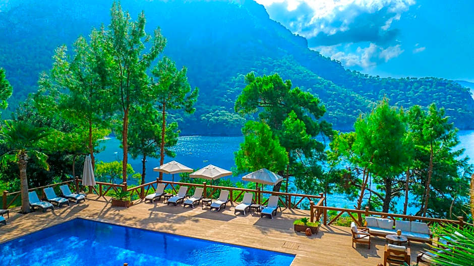 La Boheme Kabak Adults Only