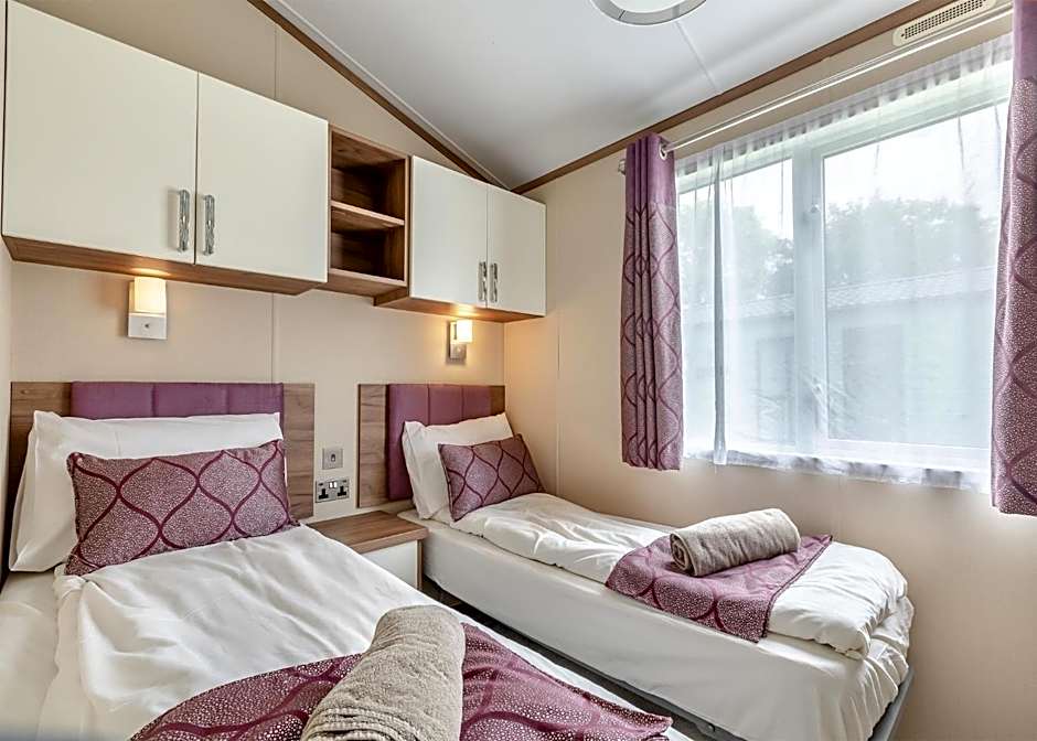 Andrewshayes Orchard Retreat