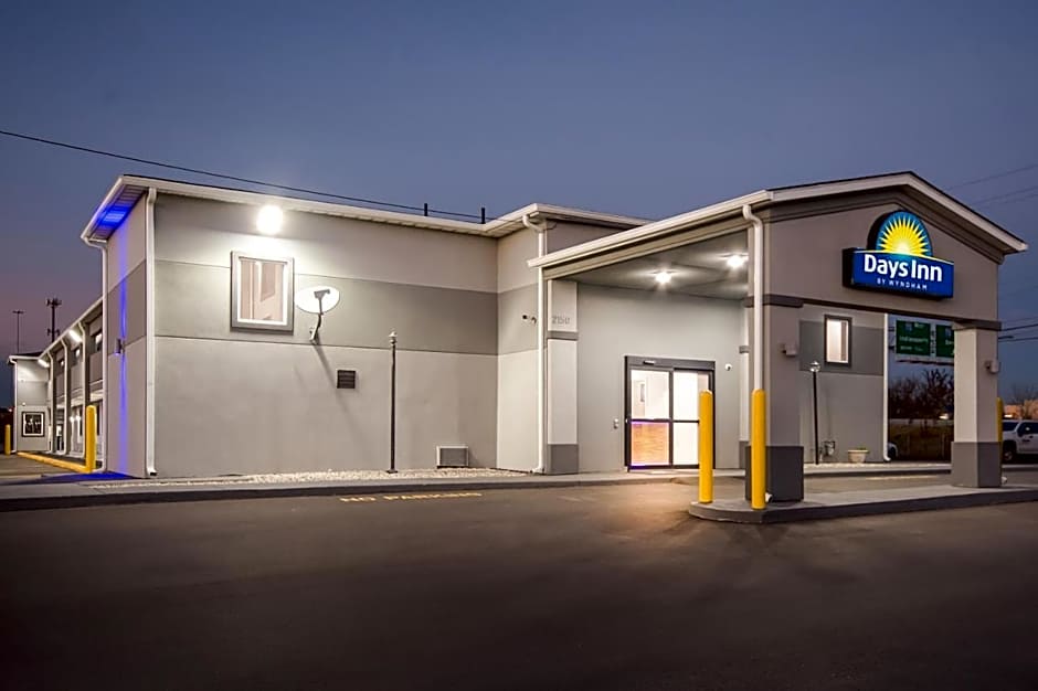 Days Inn by Wyndham Indianapolis East Post Road