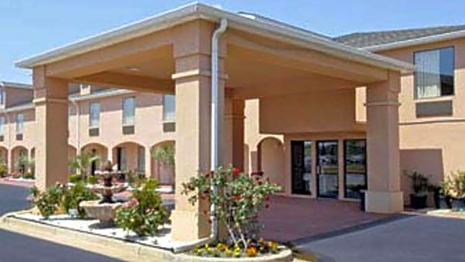 Gray Inn & Suites