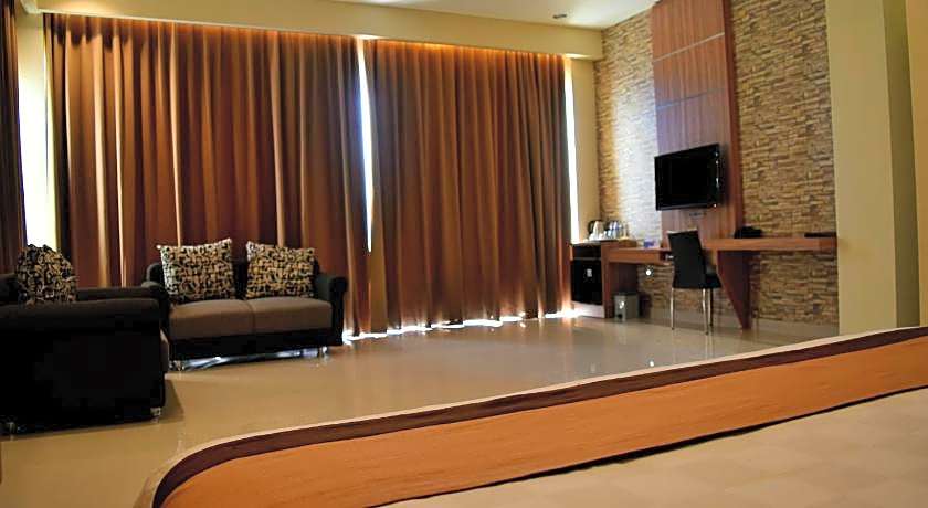 Padadita Beach Hotel