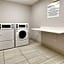 Holiday Inn Express & Suites Mitchell By IHG