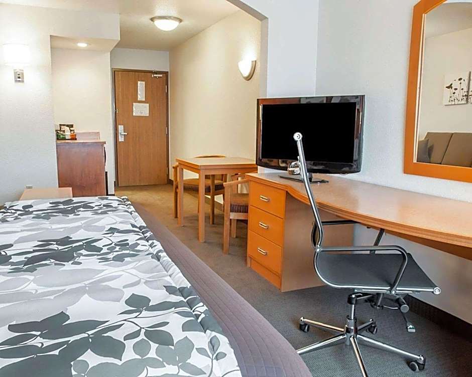 Sleep Inn & Suites Lake Of The Ozarks