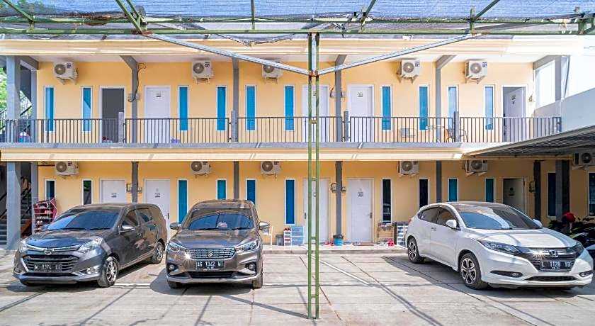 RedDoorz Syariah @ Winong Nganjuk