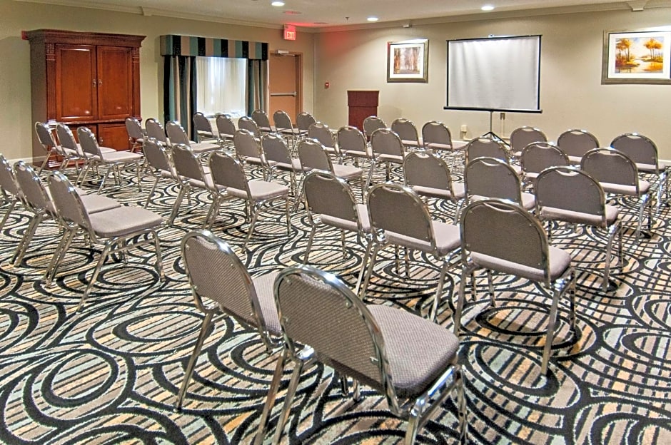 Holiday Inn Express Hotel and Suites Lake Charles by IHG