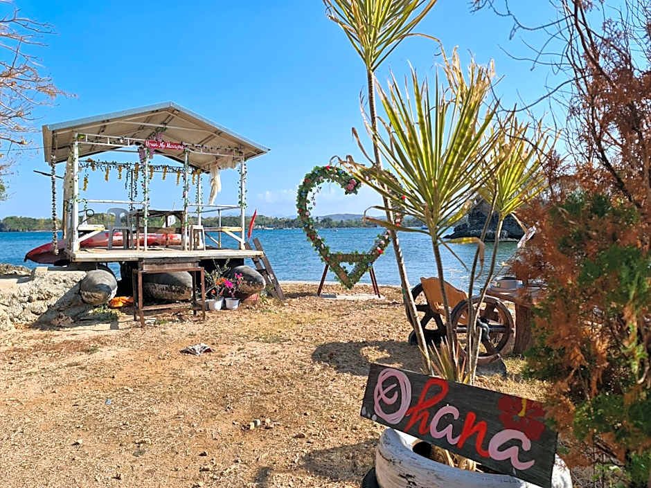 CASA BOLO IN ALAMINOS with HIDDEN WHITE BEACH near 100 Islands