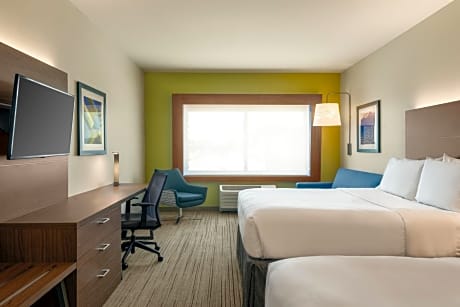 Queen Suite with Two Queen Beds - Communications Accessible