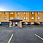 Quality Inn Dubuque on Hwy 20