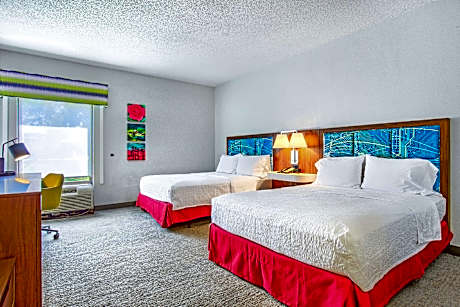 2 Queens Hearing Accessible Nonsmoking