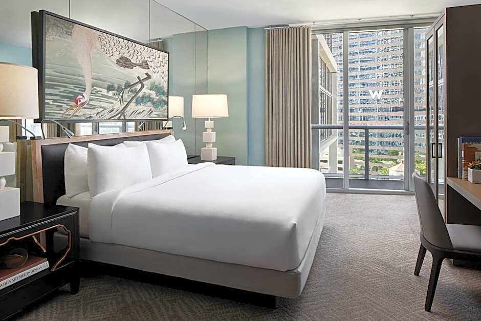 W Miami