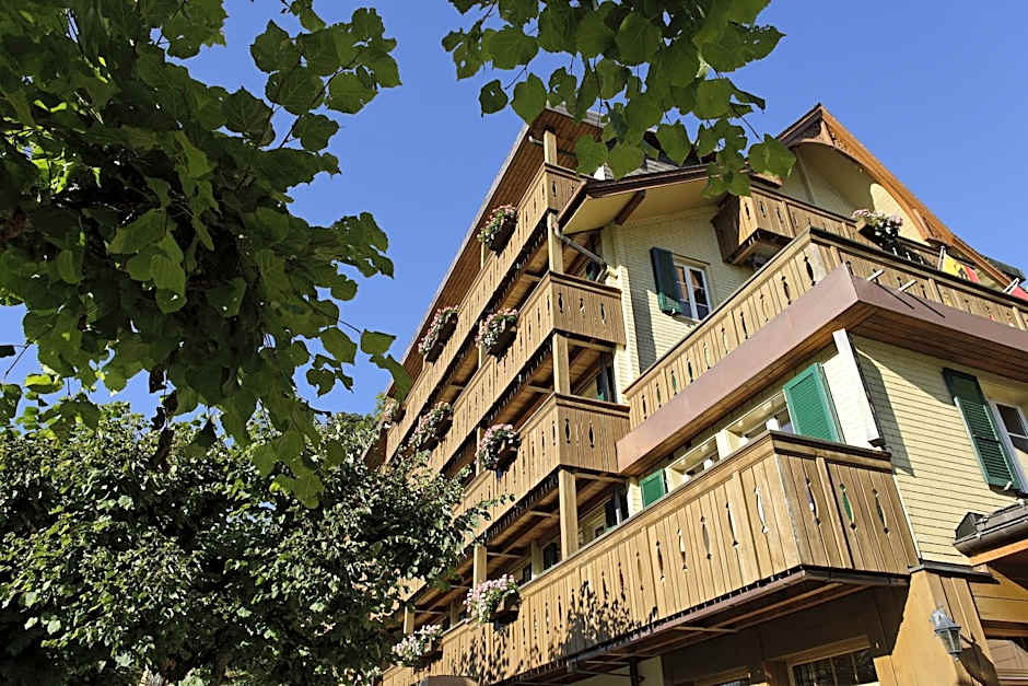 Hotel Alpenrose Wengen - a family affair since 1881