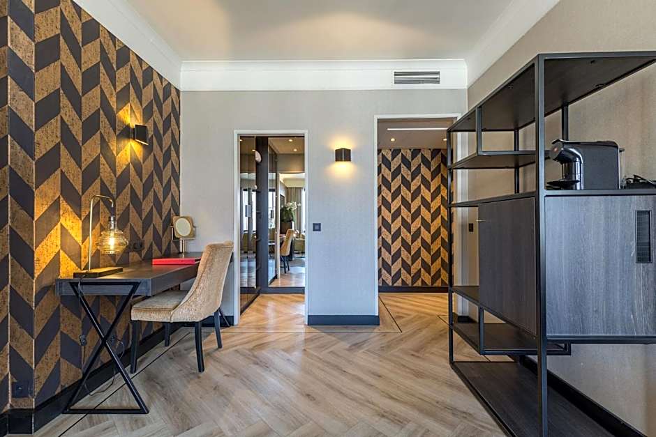 Leonardo Hotel Antwerp the Plaza