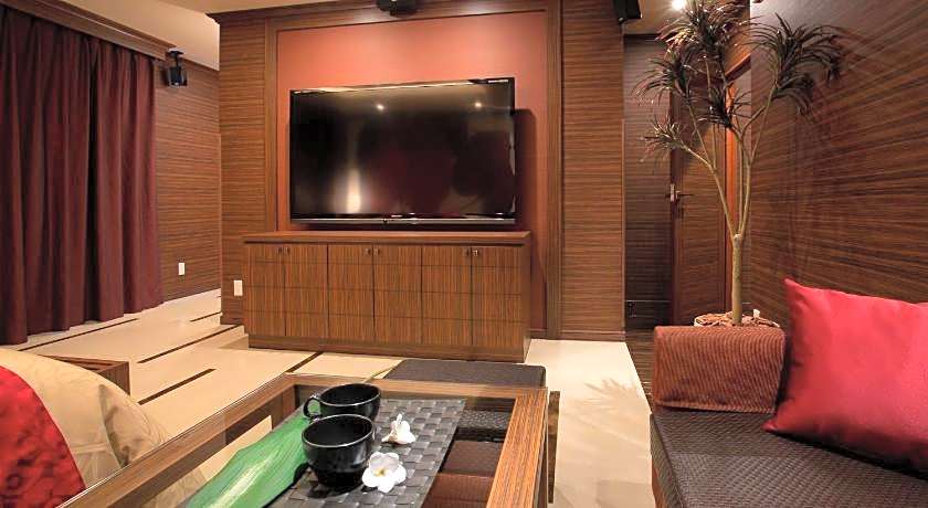 Hotel and Spa Lotus Modern (Adult Only)