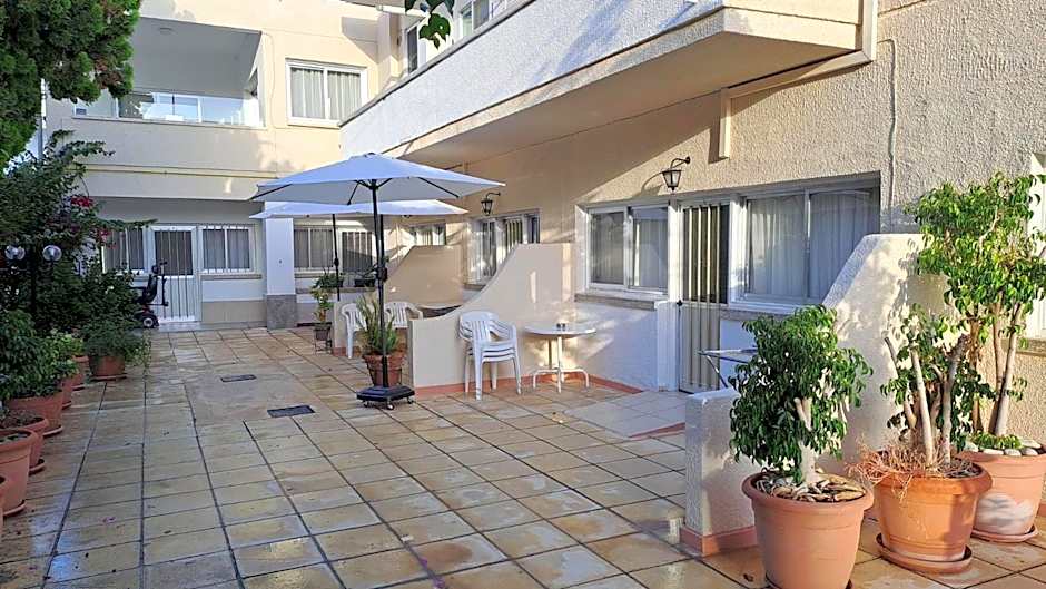 C & A Hotel Apartments