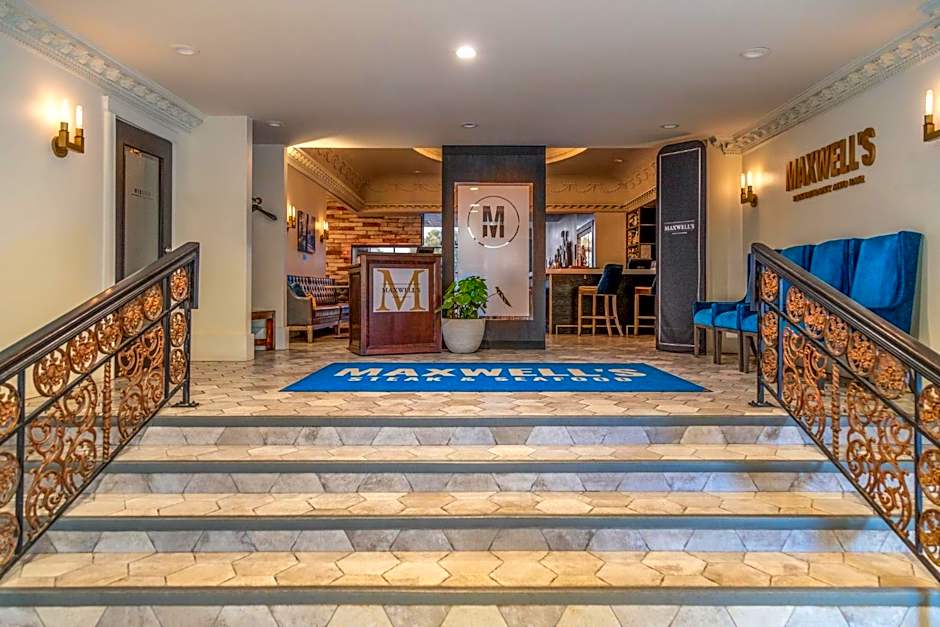 Crowne Plaza Fredericton Lord Beaverbrook By IHG