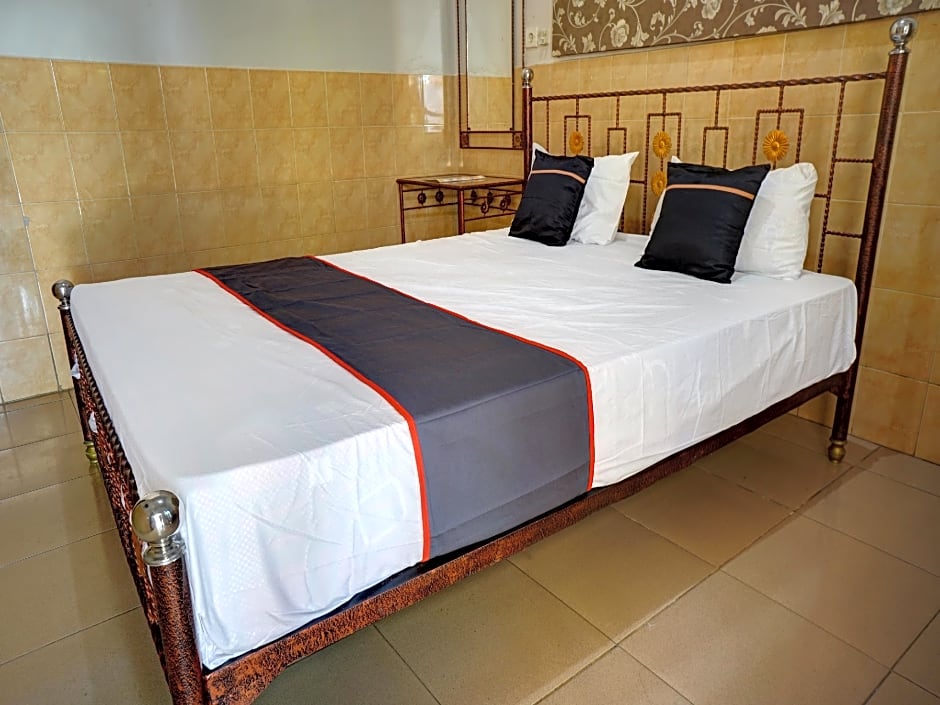 Collection O 92868 Nusantara Hotel