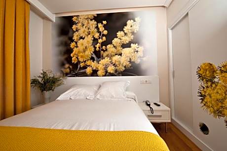 Double or Twin Room with Extra Bed (2 Adults + 1 Child)