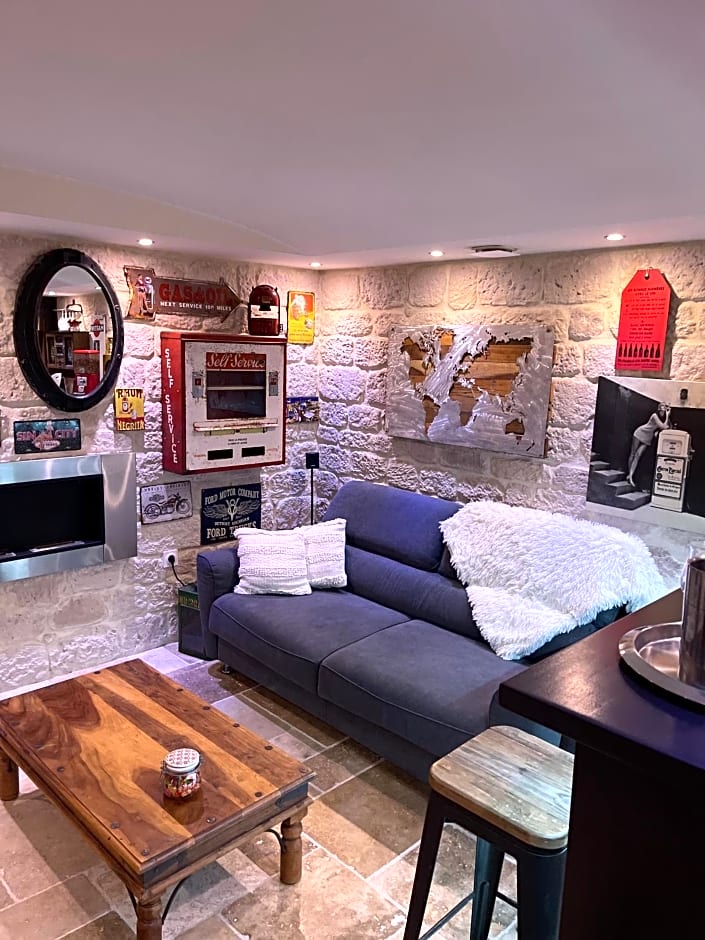 SUITE 785 Chambre Jacuzzi Sauna