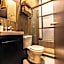 104 Location 2Bdrm 2bath AC apt Fits 8 Rooftop