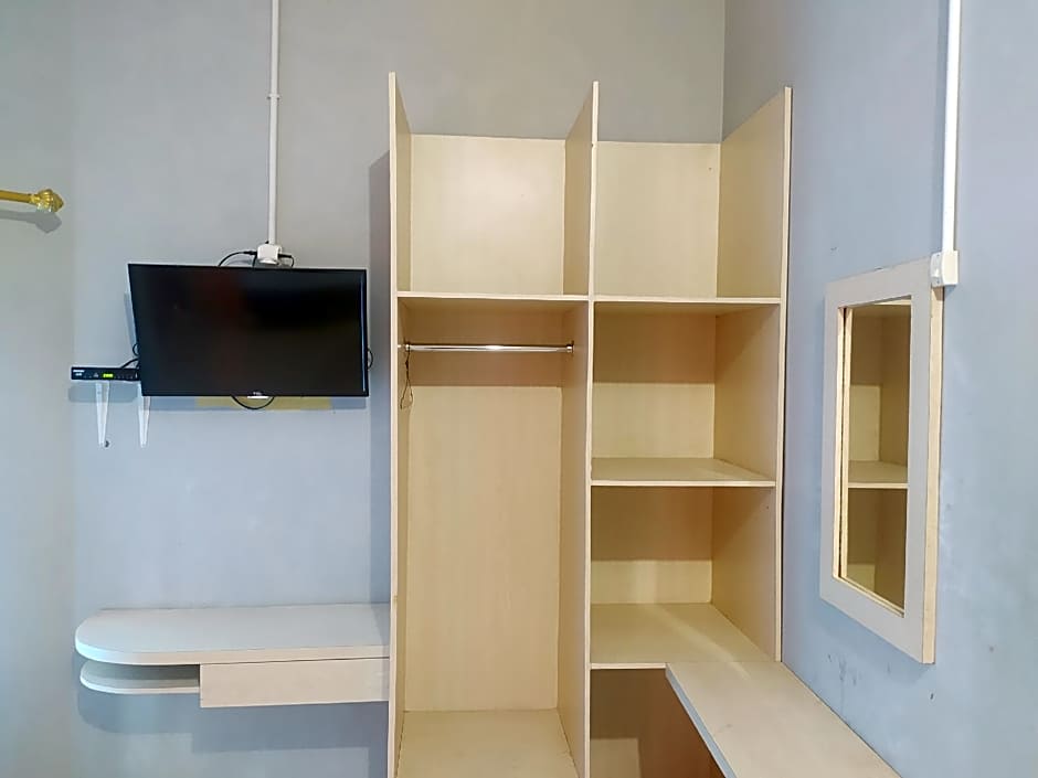 RedDoorz @ DeAmartaLoka Colomadu Solo