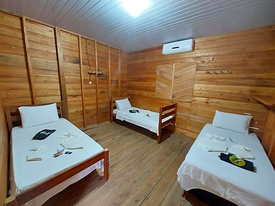 Seringal jungle Lodge