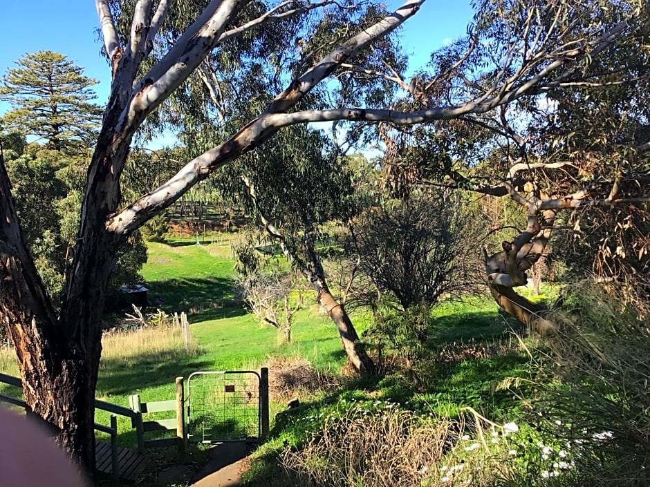 Port Elliot rural retreat