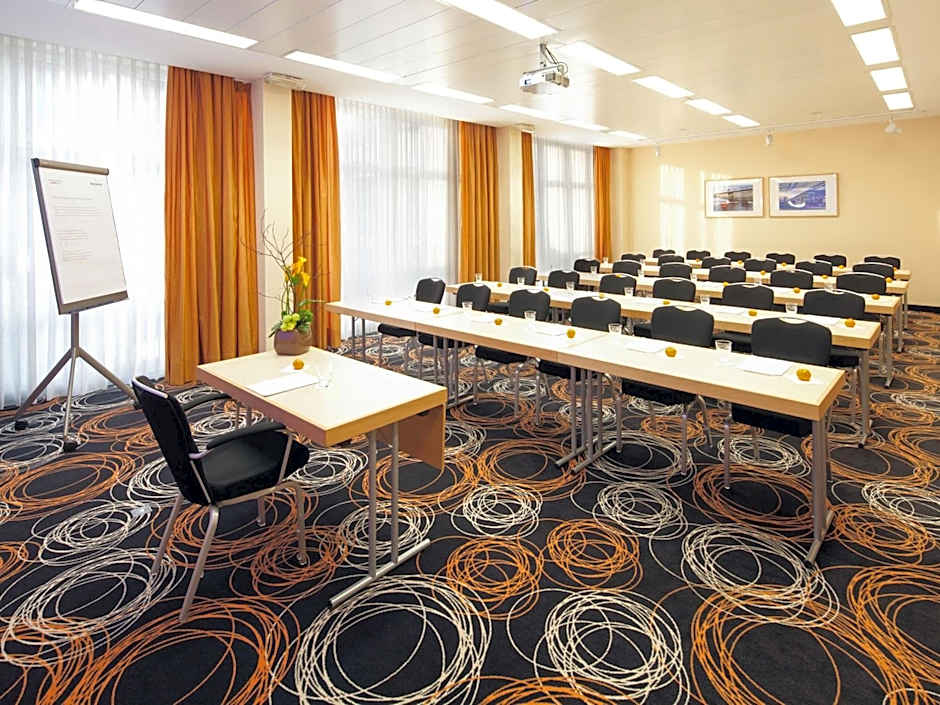 Moevenpick Hotel Nuernberg Airport