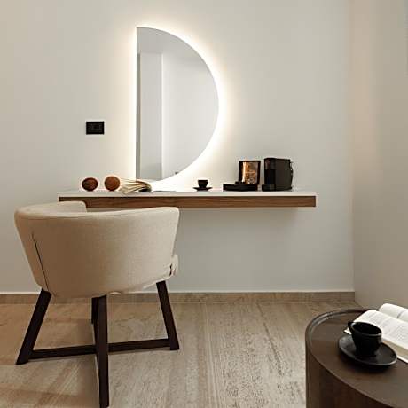 Deluxe Suite with Spa Bath