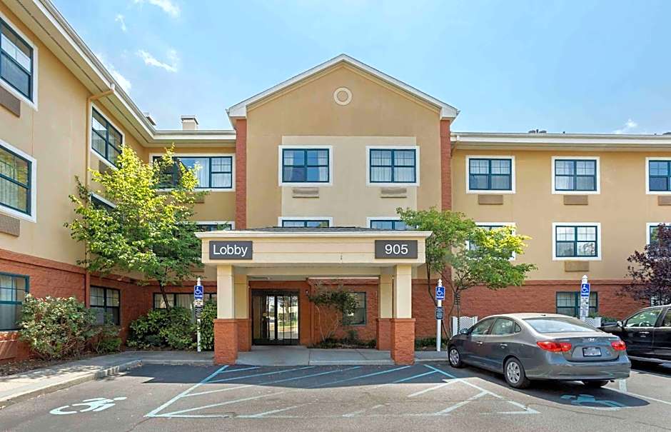 Extended Stay America Suites - Long Island - Bethpage