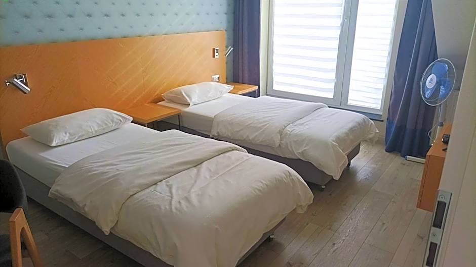 Hotel Marina Club Old Town View