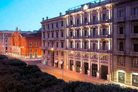 JR Hotels Oriente Bari