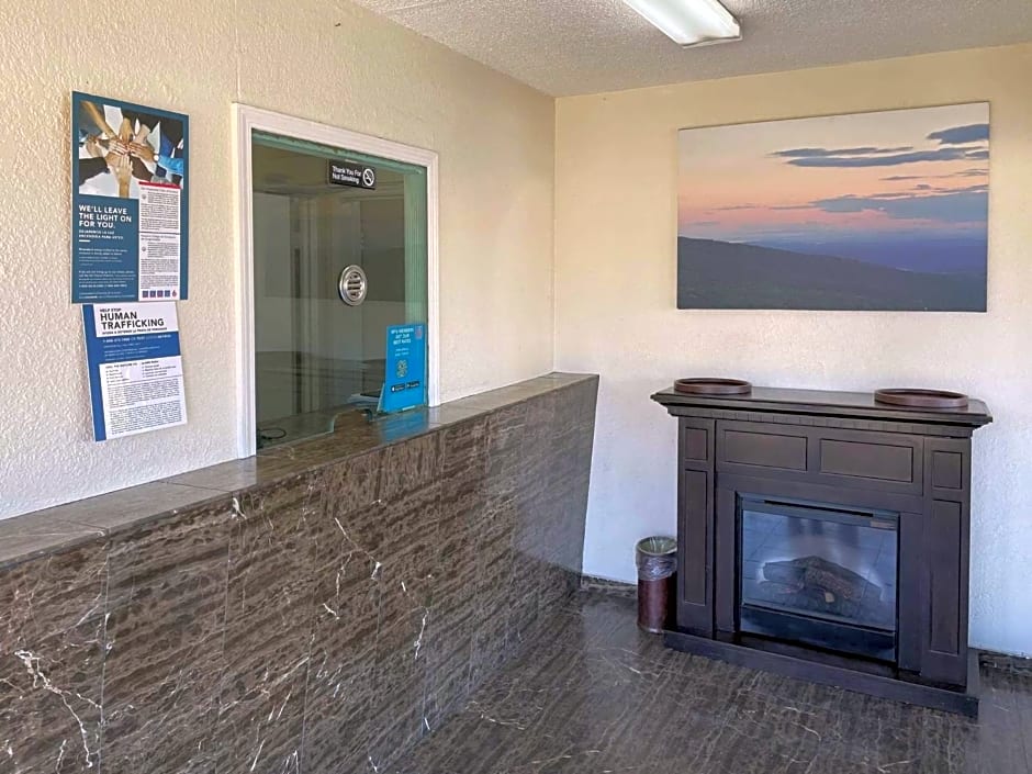 Motel 6 Richmond CA Civic Center – Richmond, CA