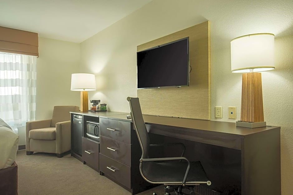 Sleep Inn & Suites