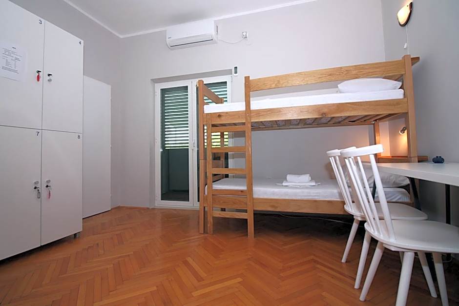 Hostel Marko