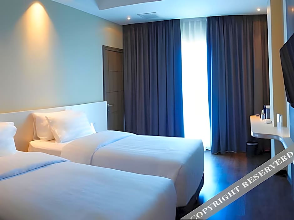 Harper Wahid Hasyim Medan by ASTON