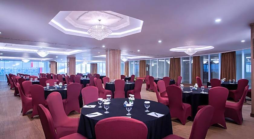 Grand Mercure Yogyakarta Adi Sucipto