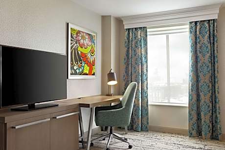 Queen Room with Two Queen Beds - Hearing Access