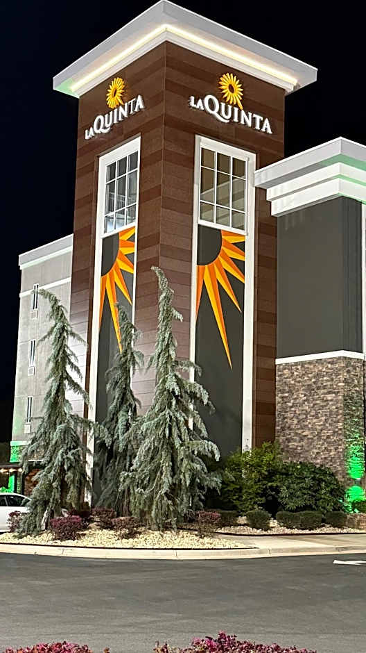 La Quinta Inn & Suites by Wyndham Forsyth
