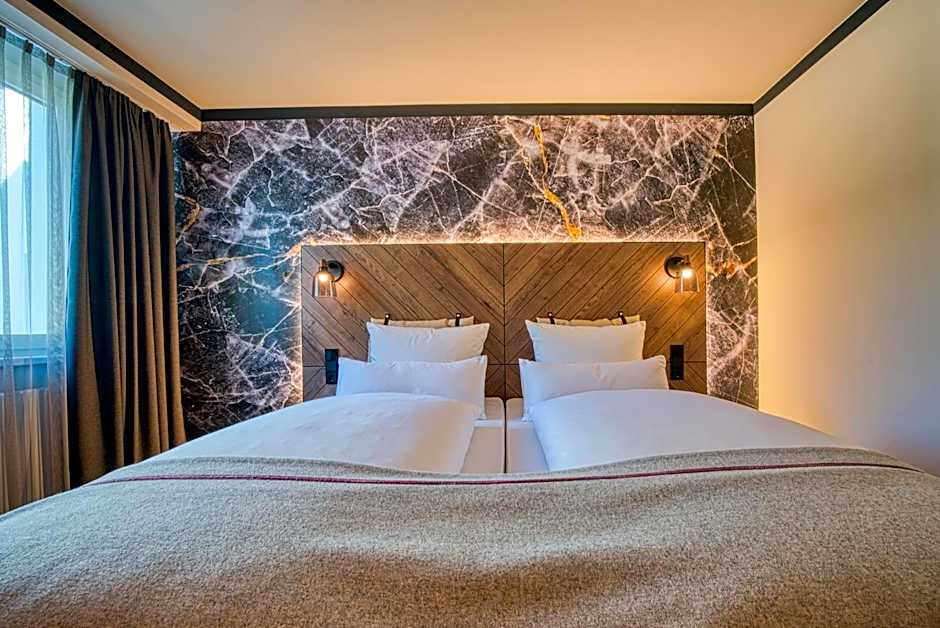 FourSide Hotel Salzburg, Trademark Collection by Wyndham