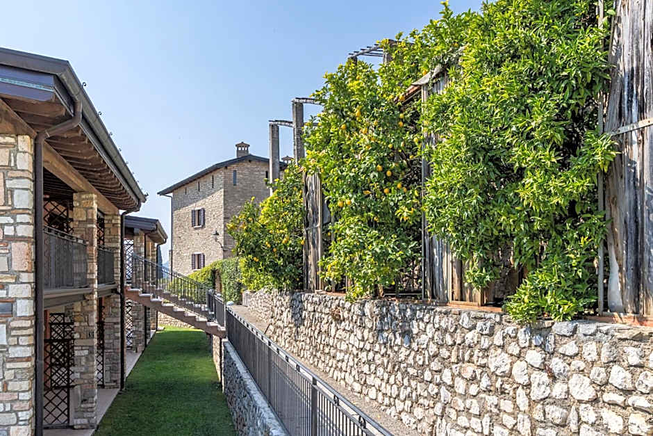 Residence Borgo Dei Limoni - Appartamenti con Garage