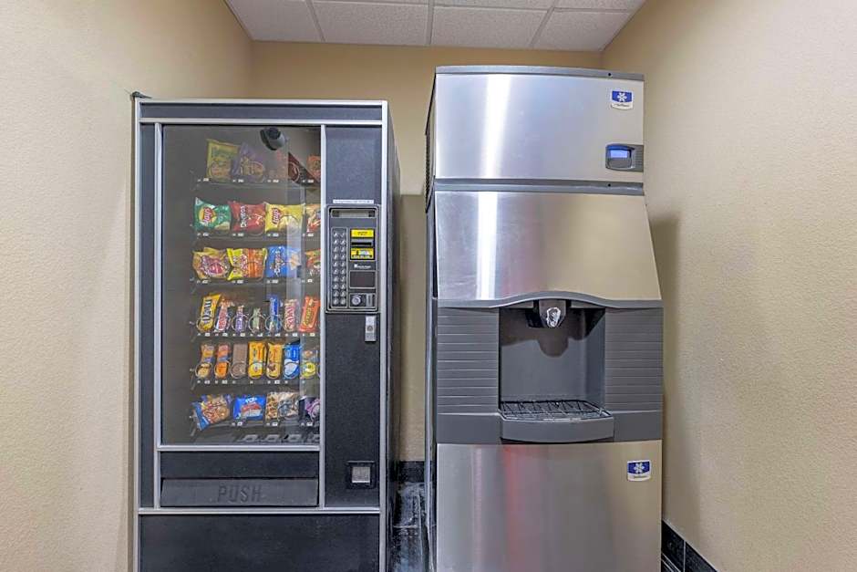 Comfort Inn & Suites Artesia