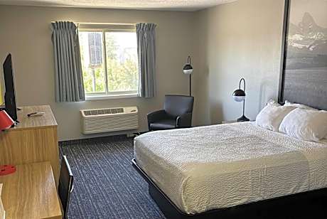 Queen Room - Non-Smoking
