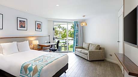 1 Queen With Sofa Bed Ocean Sunset View