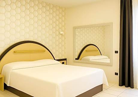 Sechi Hotel Milano with parking