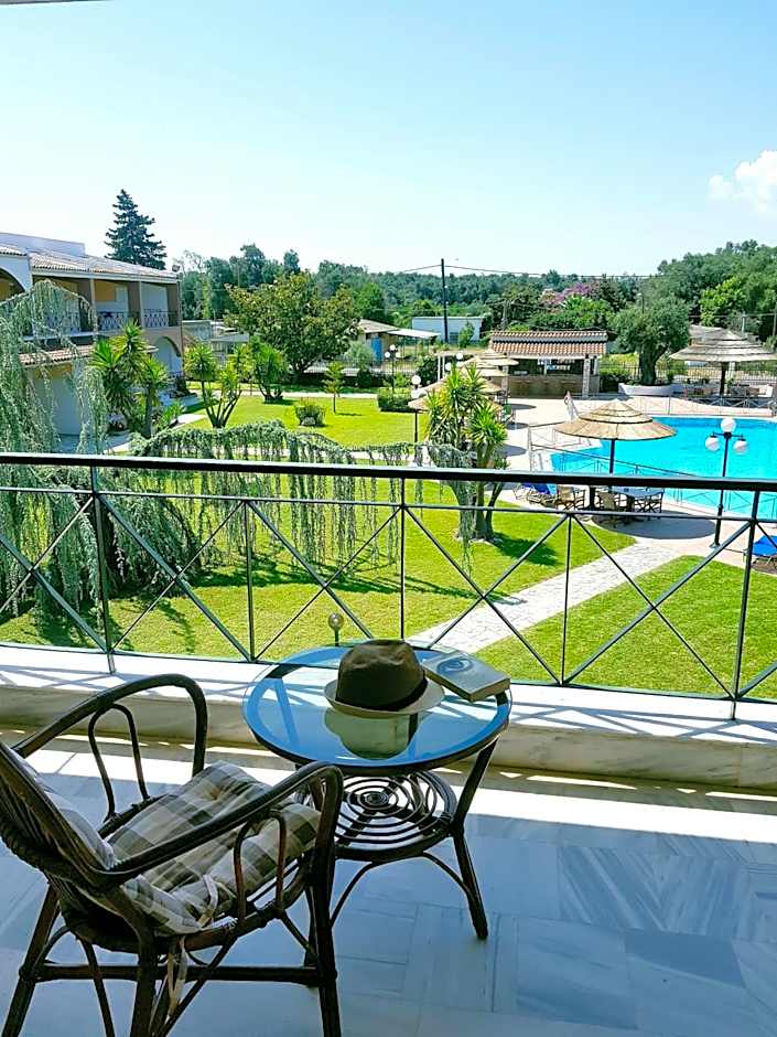 Hotel Kalamitsi Apartments