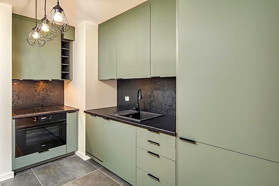 Symphony City Square Aparthotel