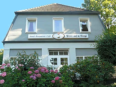 Waldhotel "Peter aufm Berge"
