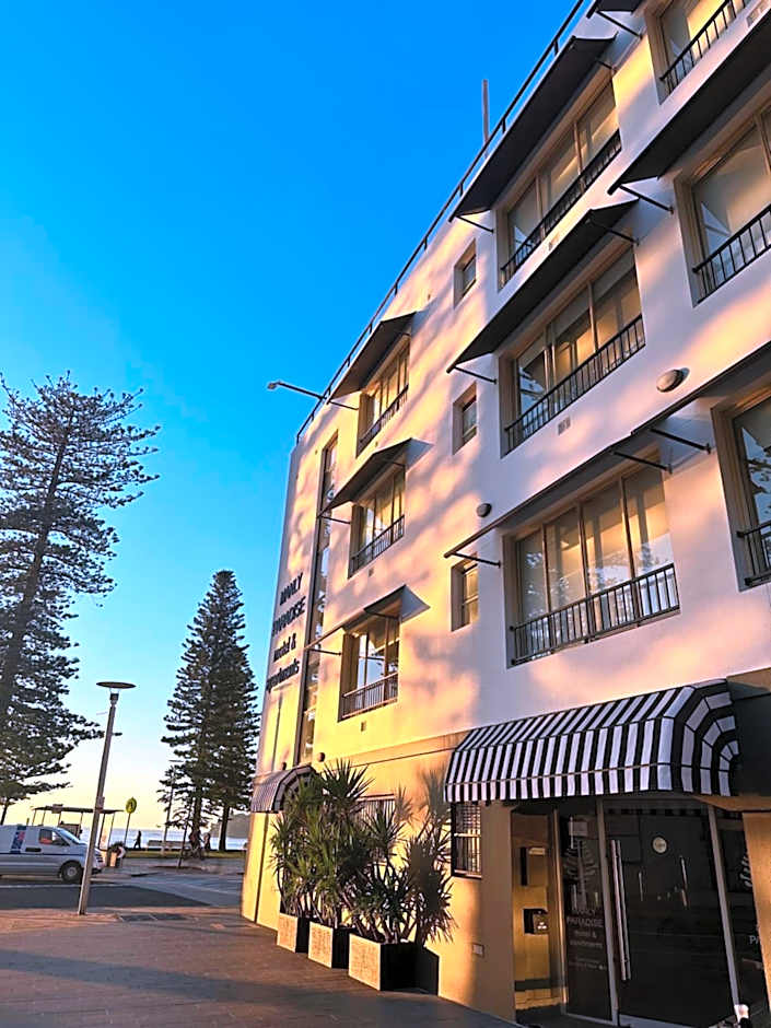 Manly Paradise Motel and Apartments